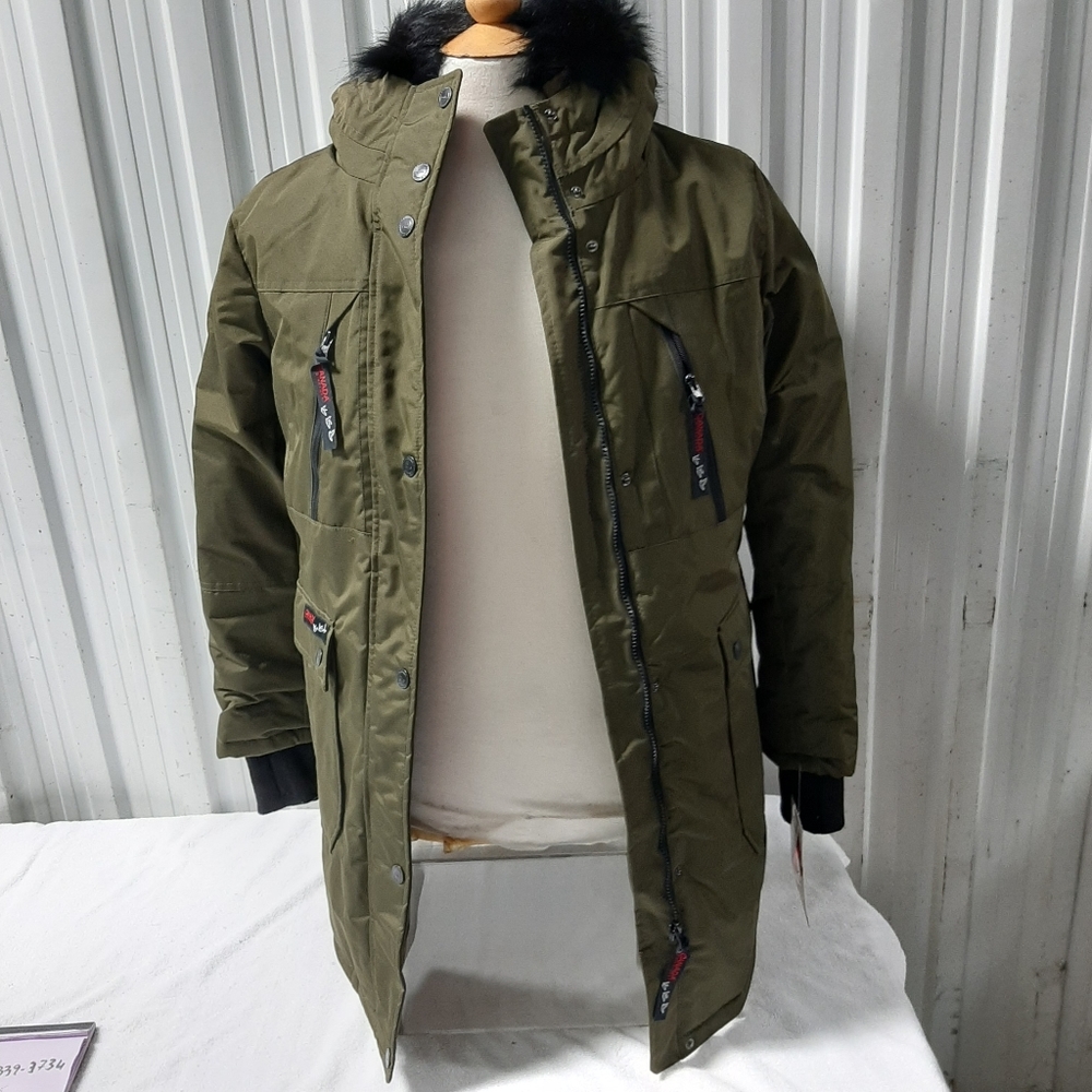 Ladies clothing